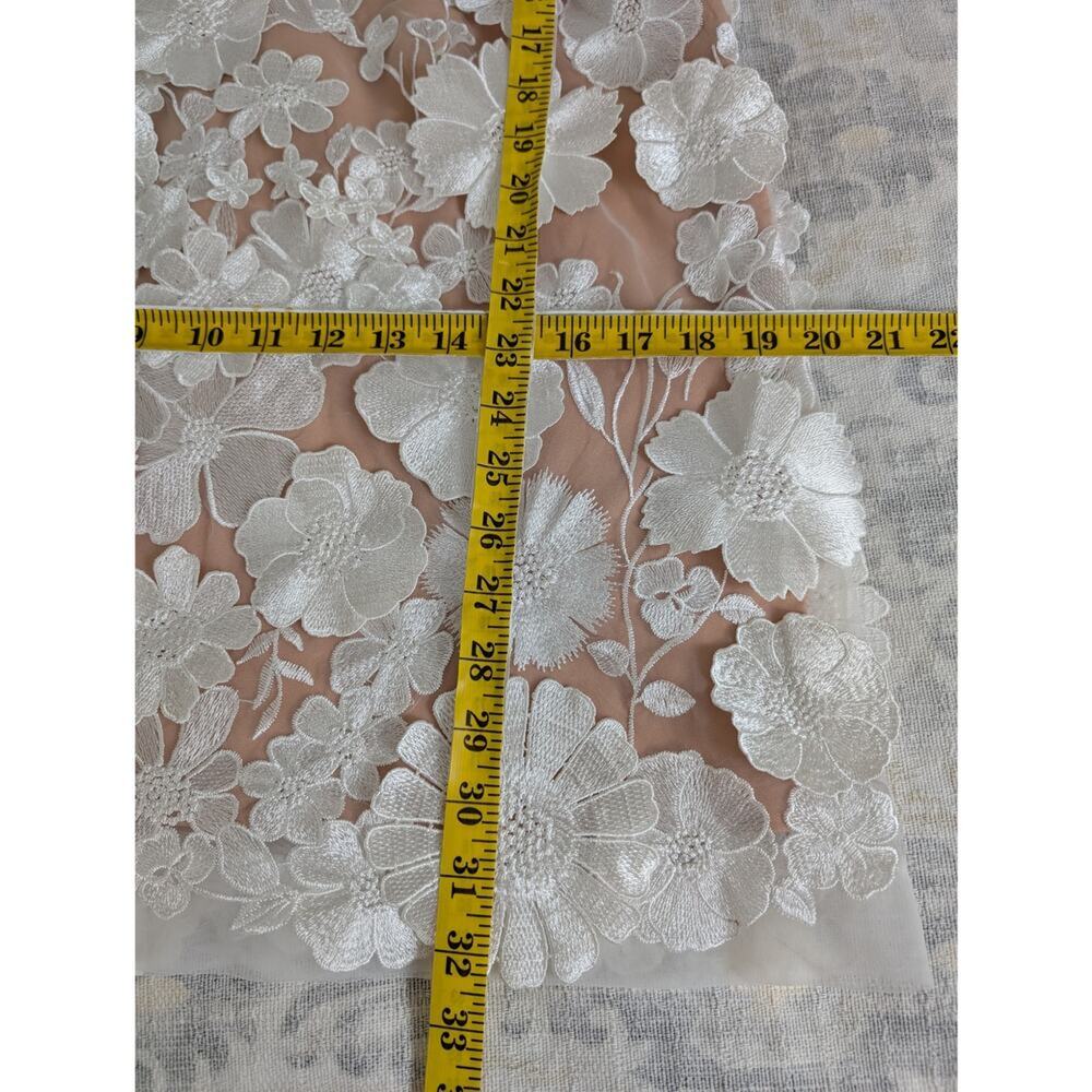 Helsi Hilma White 3D Floral Mini Dress - Picture 15 of 16
